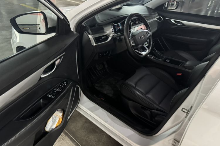 Used Geely Auto Emgrand 2020 1.5L CVT Luxury Model Interior 8