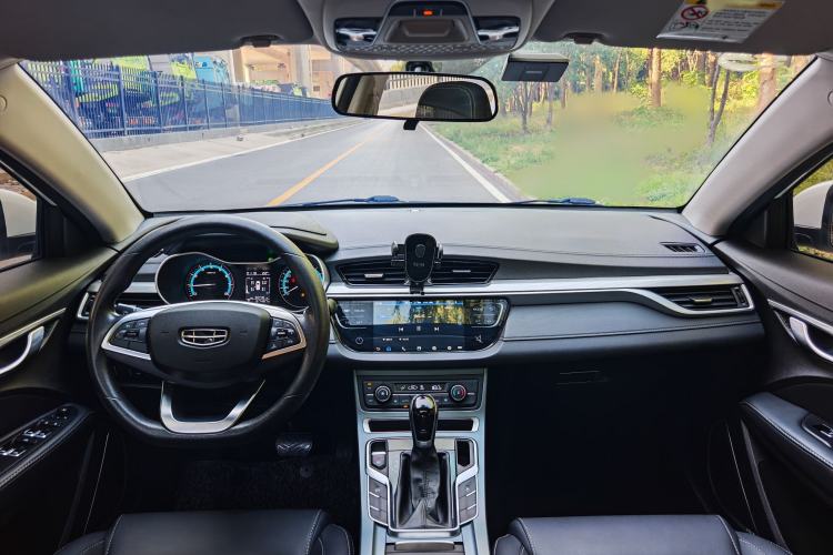 Used Geely Auto Emgrand 2020 1.5L CVT Luxury Model Interior 8
