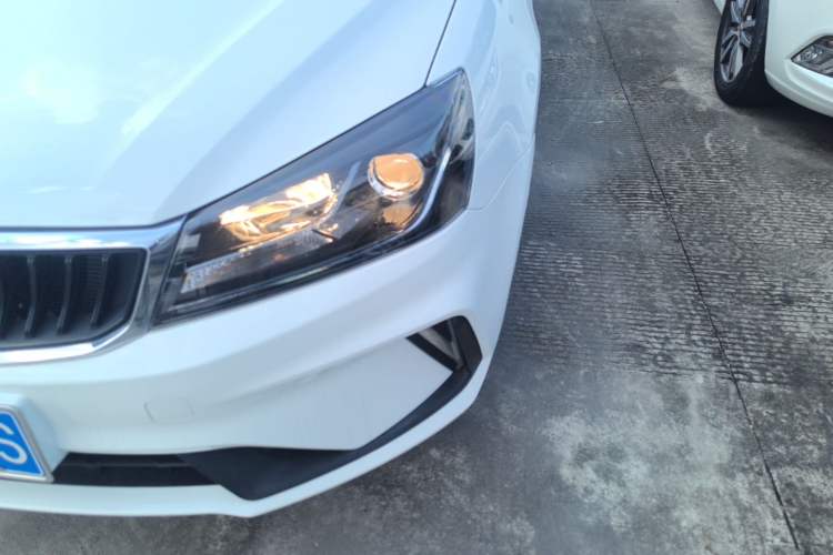 Used Geely Auto Emgrand 2020 1.5L Manual Luxury Model Left Front Headlight
