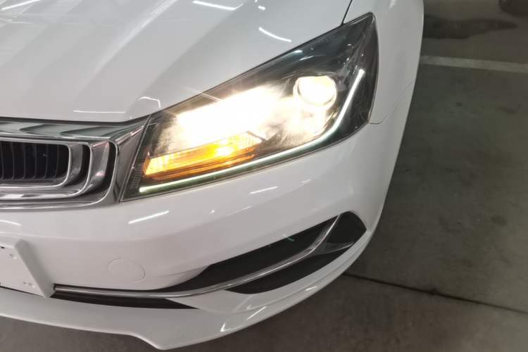 Used Geely Auto Emgrand 2020 1.5L Manual Luxury Model Left Front Headlight