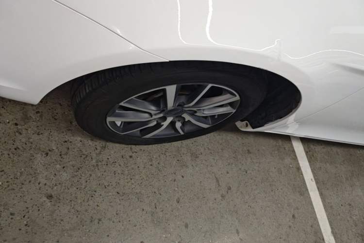 Used Geely Auto Emgrand 2020 1.5L CVT Upward Version Left Front Wheel Hub