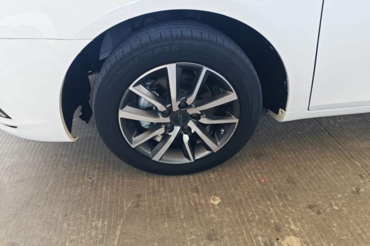 Used Geely Auto Emgrand 2020 1.5L CVT Upward Version Left Front Wheel Hub