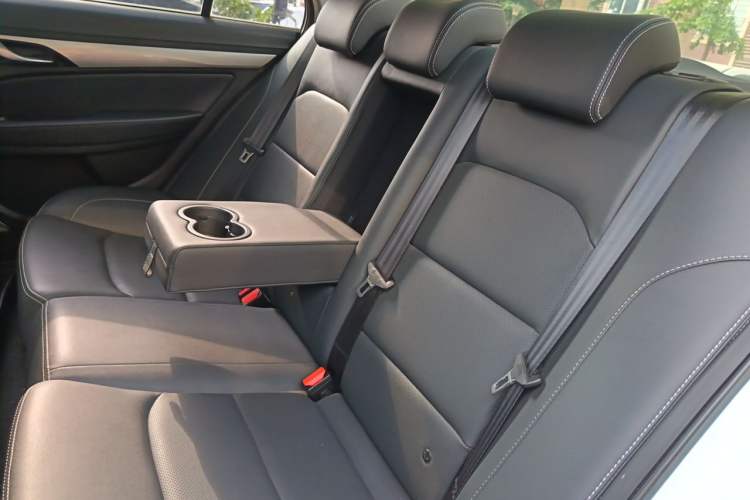 Used Geely Auto Emgrand 2020 1.5L CVT Upward Version Left Rear Seat