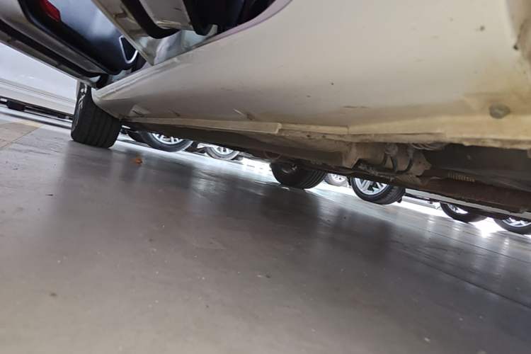 Used Geely Auto Emgrand 2020 1.5L CVT Upward Version Left Side Sill