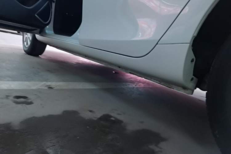 Used Geely Auto Emgrand 2020 1.5L Manual Luxury Model Left Side Sill