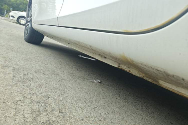 Used Geely Auto Emgrand 2020 1.5L CVT Upward Version Left Side Sill