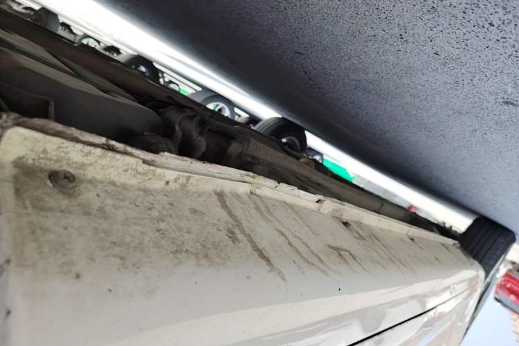 Used Geely Auto Emgrand 2020 1.5L Manual Comfort Version Left Side Sill