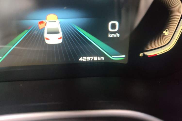 Used Geely Auto Emgrand 2020 1.5L CVT Upward Version Odometer Close Up