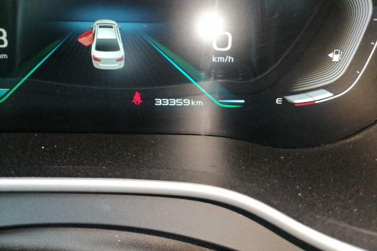 Used Geely Auto Emgrand 2020 1.5L CVT Upward Version Odometer Close Up