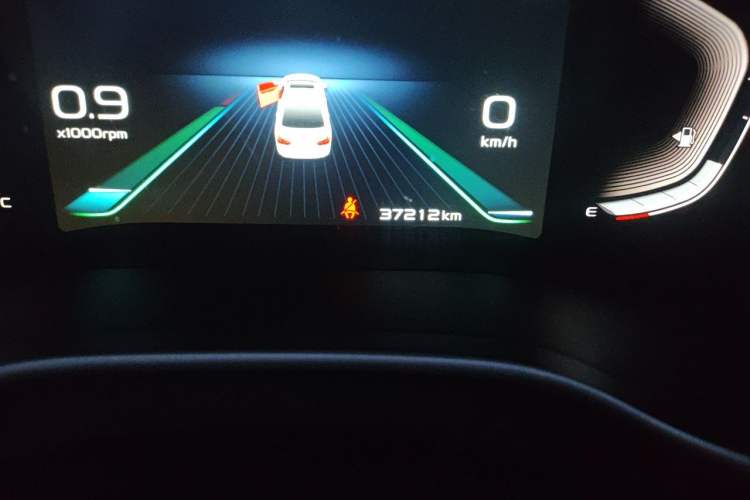 Used Geely Auto Emgrand 2020 1.5L CVT Upward Version Odometer Close Up