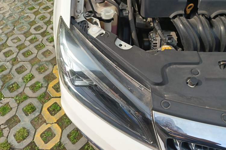 Used Geely Auto Emgrand 2020 1.5L CVT Upward Version Right Front Headlight