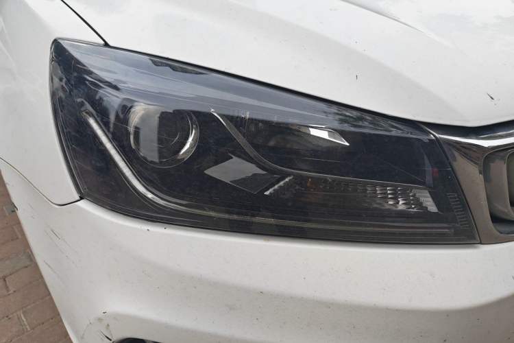 Used Geely Auto Emgrand 2020 1.5L Manual Luxury Model Right Front Headlight