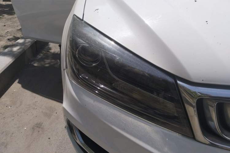 Used Geely Auto Emgrand 2020 1.5L Manual Comfort Version Right Front Headlight