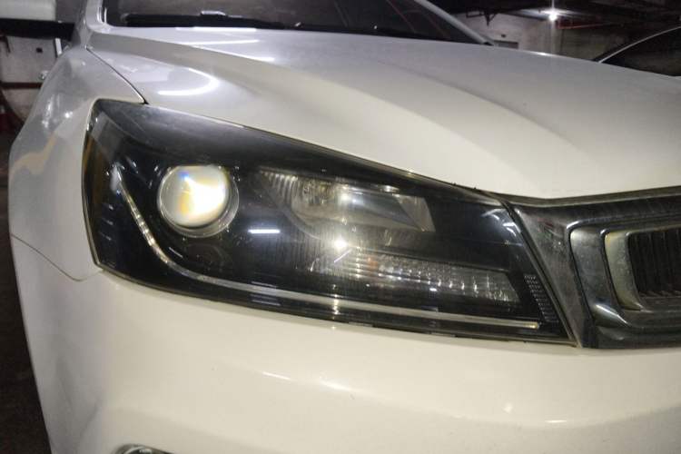 Used Geely Auto Emgrand 2020 1.5L CVT Luxury Model Right Front Headlight