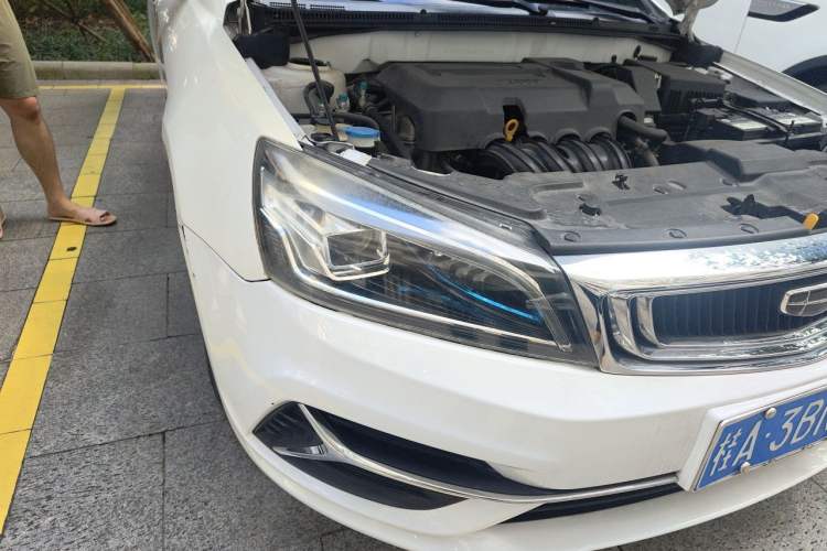 Used Geely Auto Emgrand 2020 1.5L CVT Upward Version Right Front Headlight
