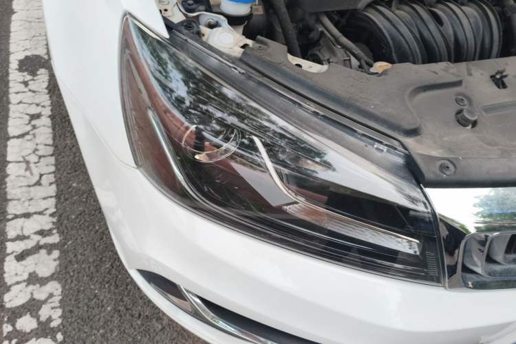 Used Geely Auto Emgrand 2020 1.5L CVT Luxury Model Right Front Headlight