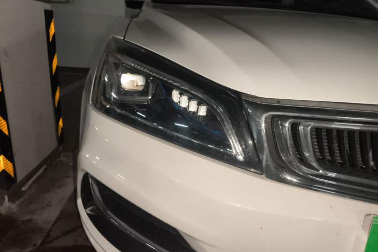 Used Geely Auto Emgrand 2020 1.5L CVT Upward Version Right Front Headlight