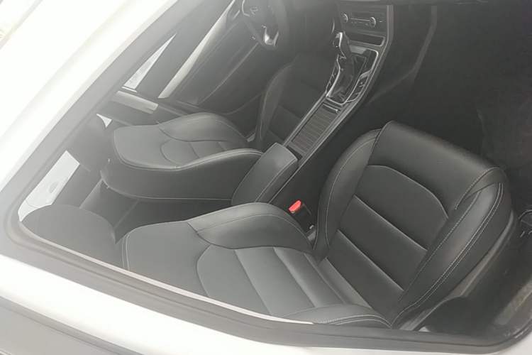 Used Geely Auto Emgrand 2020 1.5L CVT Luxury Model Right Front Seat