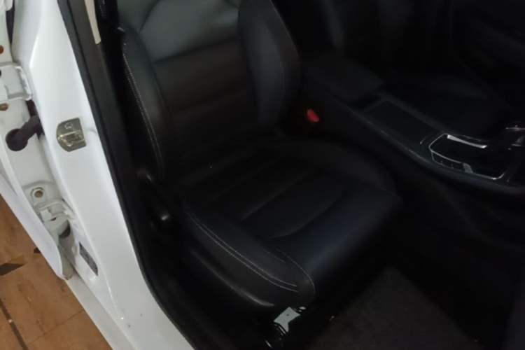 Used Geely Auto Emgrand 2020 1.5L CVT Luxury Model Right Front Seat