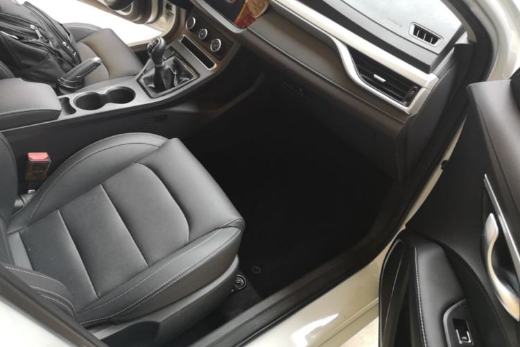 Used Geely Auto Emgrand 2020 1.5L Manual Comfort Version Right Front Seat