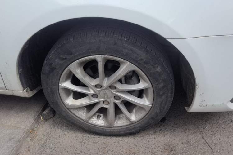 Used Geely Auto Emgrand 2020 1.5L CVT Luxury Model Right Front Wheel Hub