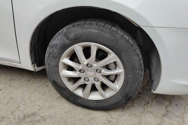 Used Geely Auto Emgrand 2020 1.5L CVT Luxury Model Right Front Wheel Hub