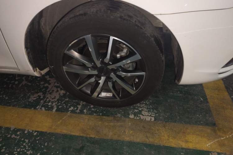 Used Geely Auto Emgrand 2020 1.5L CVT Upward Version Right Front Wheel Hub