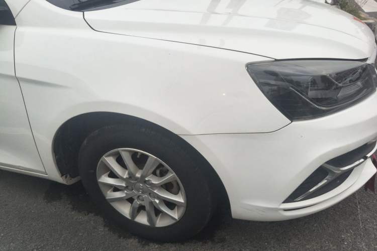 Used Geely Auto Emgrand 2020 1.5L Manual Luxury Model Right Front Wheel Hub