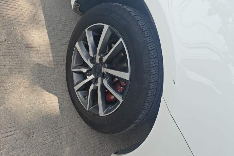 Used Geely Auto Emgrand 2020 1.5L CVT Upward Version Right Front Wheel Hub