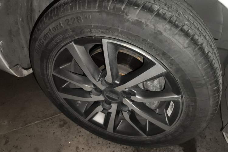 Used Geely Auto Emgrand 2020 1.5L CVT Upward Version Right Front Wheel Hub