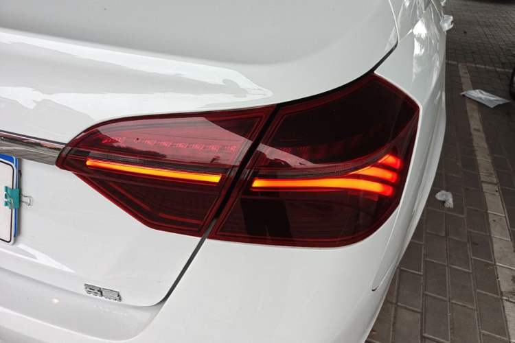 Used Geely Auto Emgrand 2020 1.5L Manual Luxury Model Right Rear Taillight