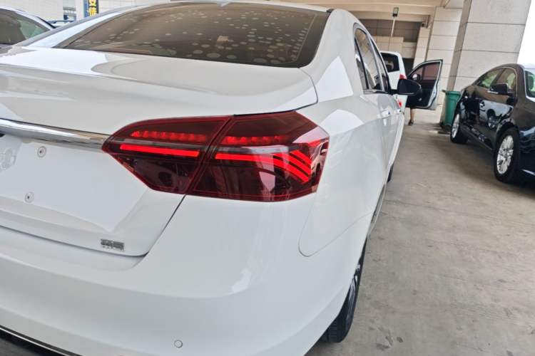 Used Geely Auto Emgrand 2020 1.5L CVT Upward Version Right Rear Taillight