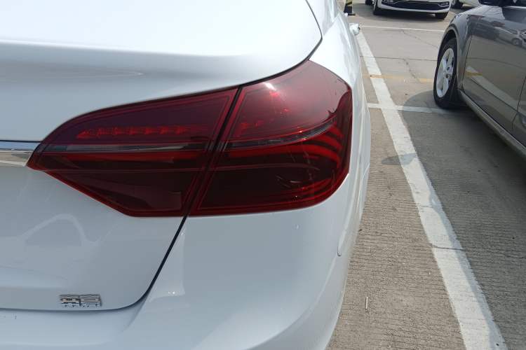 Used Geely Auto Emgrand 2020 1.5L Manual Luxury Model Right Rear Taillight