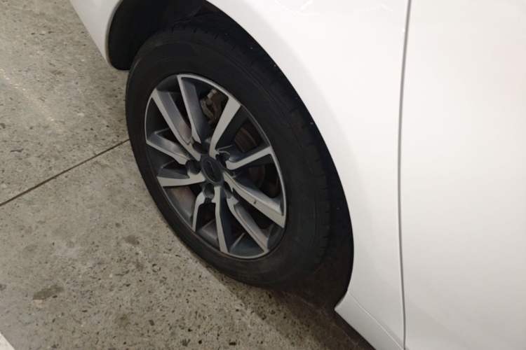 Used Geely Auto Emgrand 2020 1.5L CVT Upward Version Right Rear Wheel Hub
