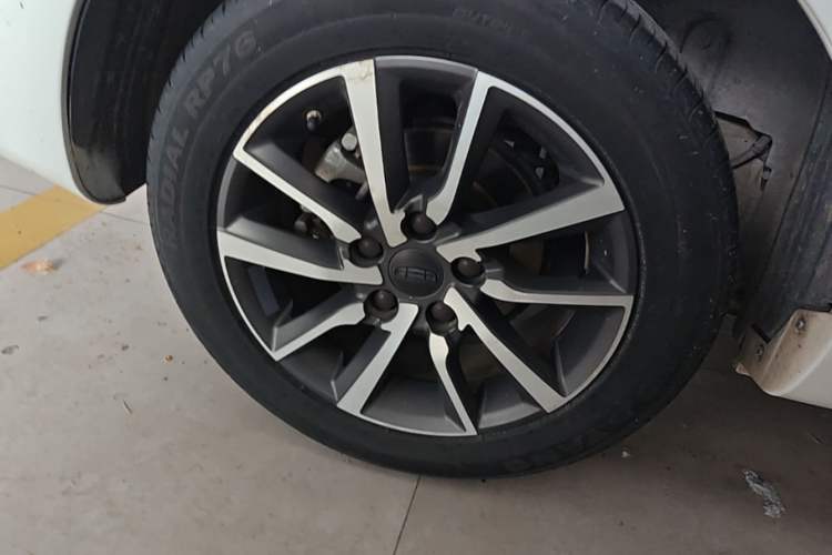 Used Geely Auto Emgrand 2020 1.5L CVT Upward Version Right Rear Wheel Hub