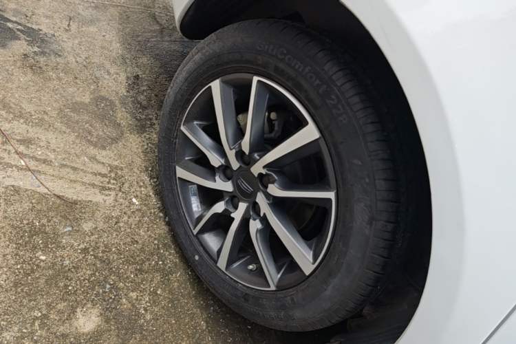 Used Geely Auto Emgrand 2020 1.5L CVT Upward Version Right Rear Wheel Hub