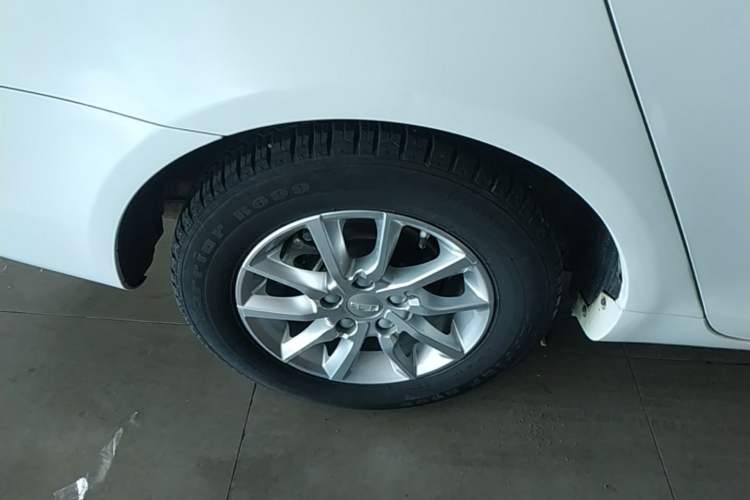 Used Geely Auto Emgrand 2020 1.5L CVT Luxury Model Right Rear Wheel Hub
