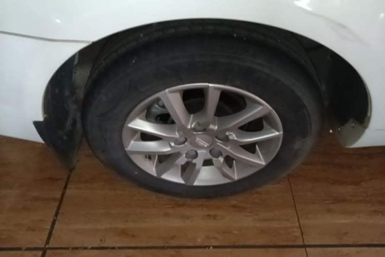 Used Geely Auto Emgrand 2020 1.5L CVT Luxury Model Right Rear Wheel Hub
