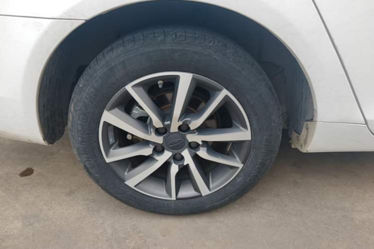 Used Geely Auto Emgrand 2020 1.5L CVT Upward Version Right Rear Wheel Hub