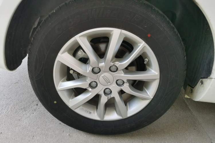Used Geely Auto Emgrand 2020 1.5L CVT Luxury Model Right Rear Wheel Hub