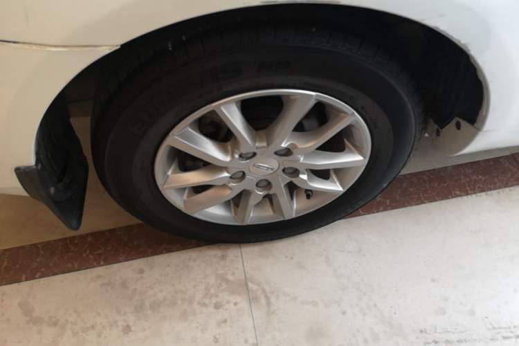 Used Geely Auto Emgrand 2020 1.5L Manual Comfort Version Right Rear Wheel Hub