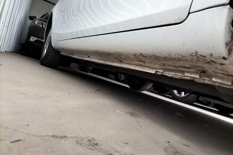 Used Geely Auto Emgrand 2020 1.5L CVT Luxury Model Right Side Sill