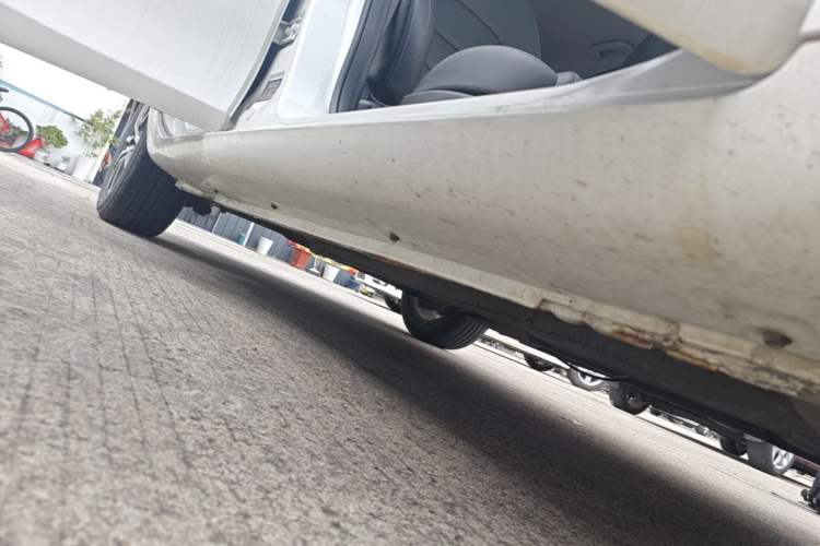 Used Geely Auto Emgrand 2020 1.5L CVT Upward Version Right Side Sill