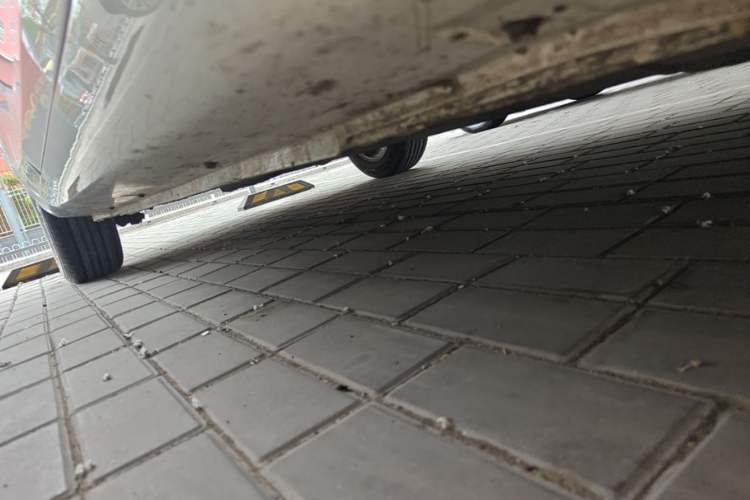 Used Geely Auto Emgrand 2020 1.5L Manual Luxury Model Right Side Sill