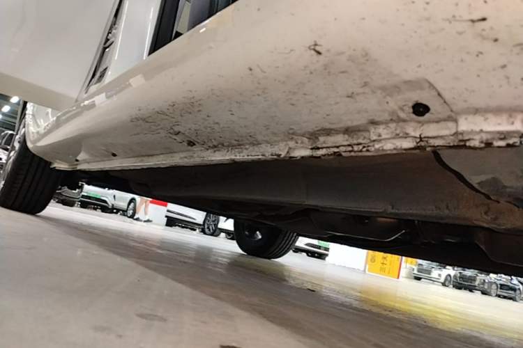 Used Geely Auto Emgrand 2020 1.5L CVT Upward Version Right Side Sill