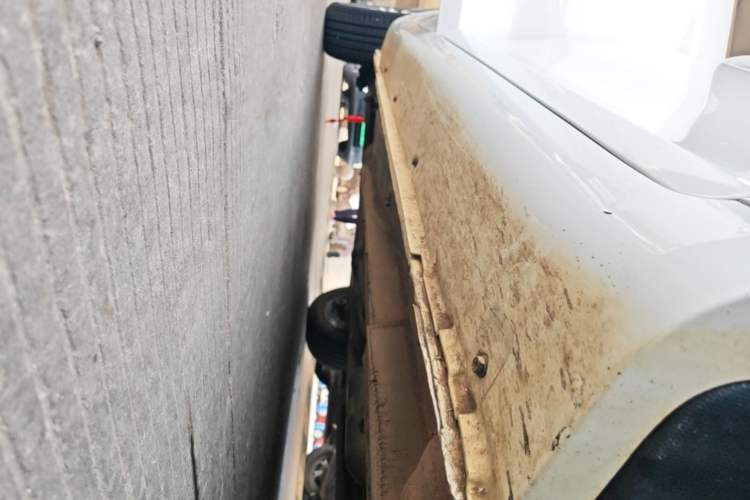 Used Geely Auto Emgrand 2020 1.5L CVT Upward Version Right Side Sill