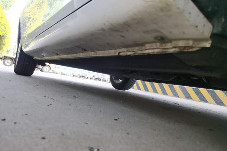 Used Geely Auto Emgrand 2020 1.5L CVT Luxury Model Right Side Sill