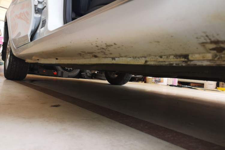 Used Geely Auto Emgrand 2020 1.5L Manual Comfort Version Right Side Sill