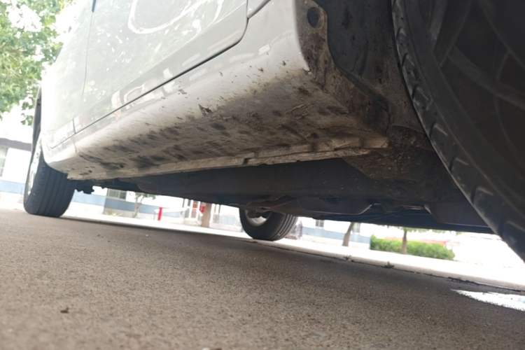 Used Geely Auto Emgrand 2020 1.5L CVT Comfort Model Right Side Sill