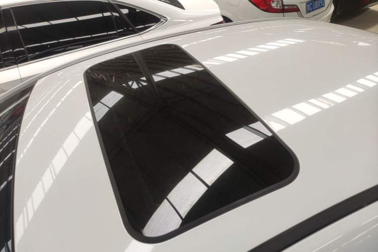 Used Geely Auto Emgrand 2020 1.5L Manual Luxury Model Roof